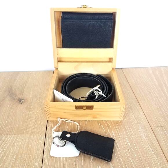 Brumby |  Leather Wallet Belt & Key Chain Gift Set - Picture 2 of 15